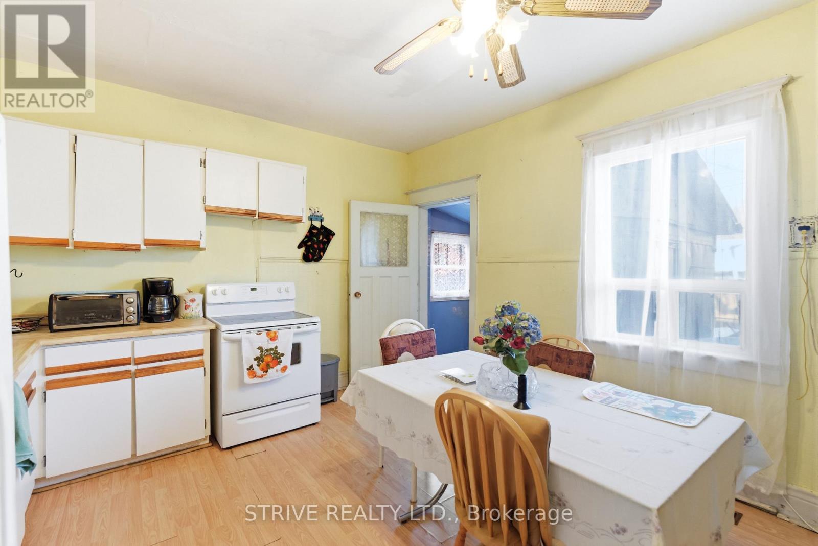 747 Gladstone Avenue, Toronto, Ontario  M6H 3J5 - Photo 16 - W12843330