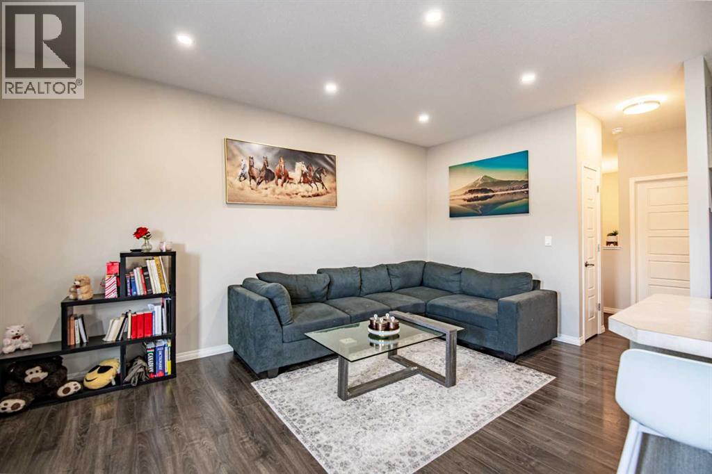 101 Crimson Court, Blackfalds, Alberta  T4M 0A7 - Photo 9 - A2288827