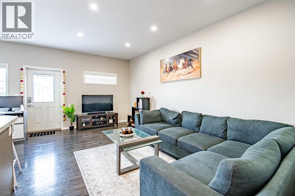 101 Crimson Court, Blackfalds, Alberta  T4M 0A7 - Photo 10 - A2288827