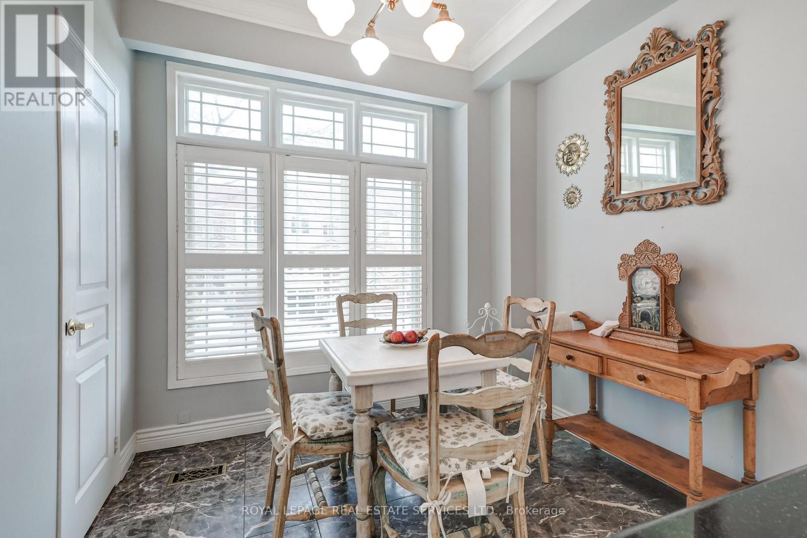 8 Granite Court, Toronto, Ontario  M8V 4A4 - Photo 21 - W12835382