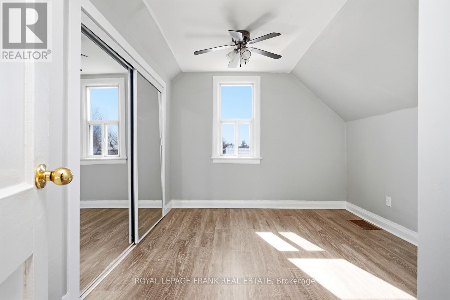 542 Walmer Road, Hamilton, Ontario  L8H 3E6 - Photo 14 - X12843158