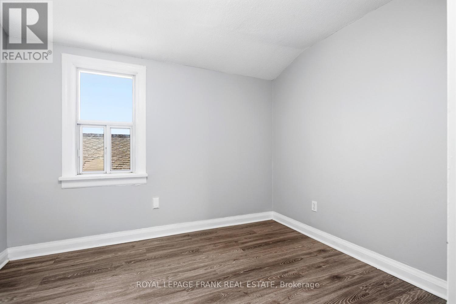 542 Walmer Road, Hamilton, Ontario  L8H 3E6 - Photo 16 - X12843158