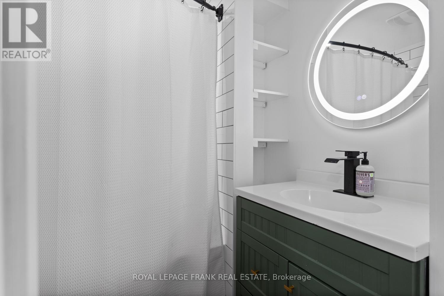 542 Walmer Road, Hamilton, Ontario  L8H 3E6 - Photo 28 - X12843158