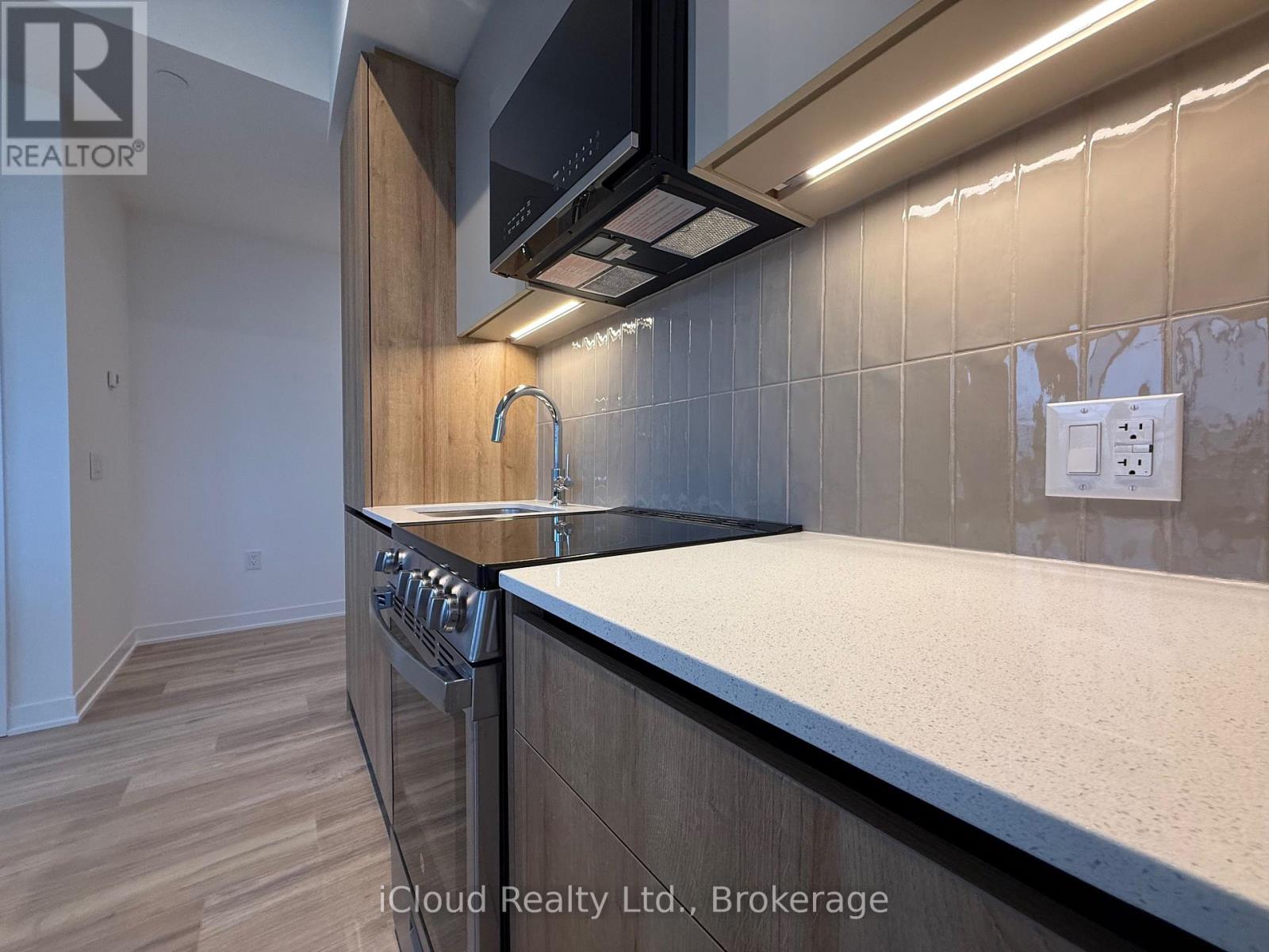 405 - 10 All Nations Drive, Brampton, Ontario  L7A 5M5 - Photo 7 - W12841812