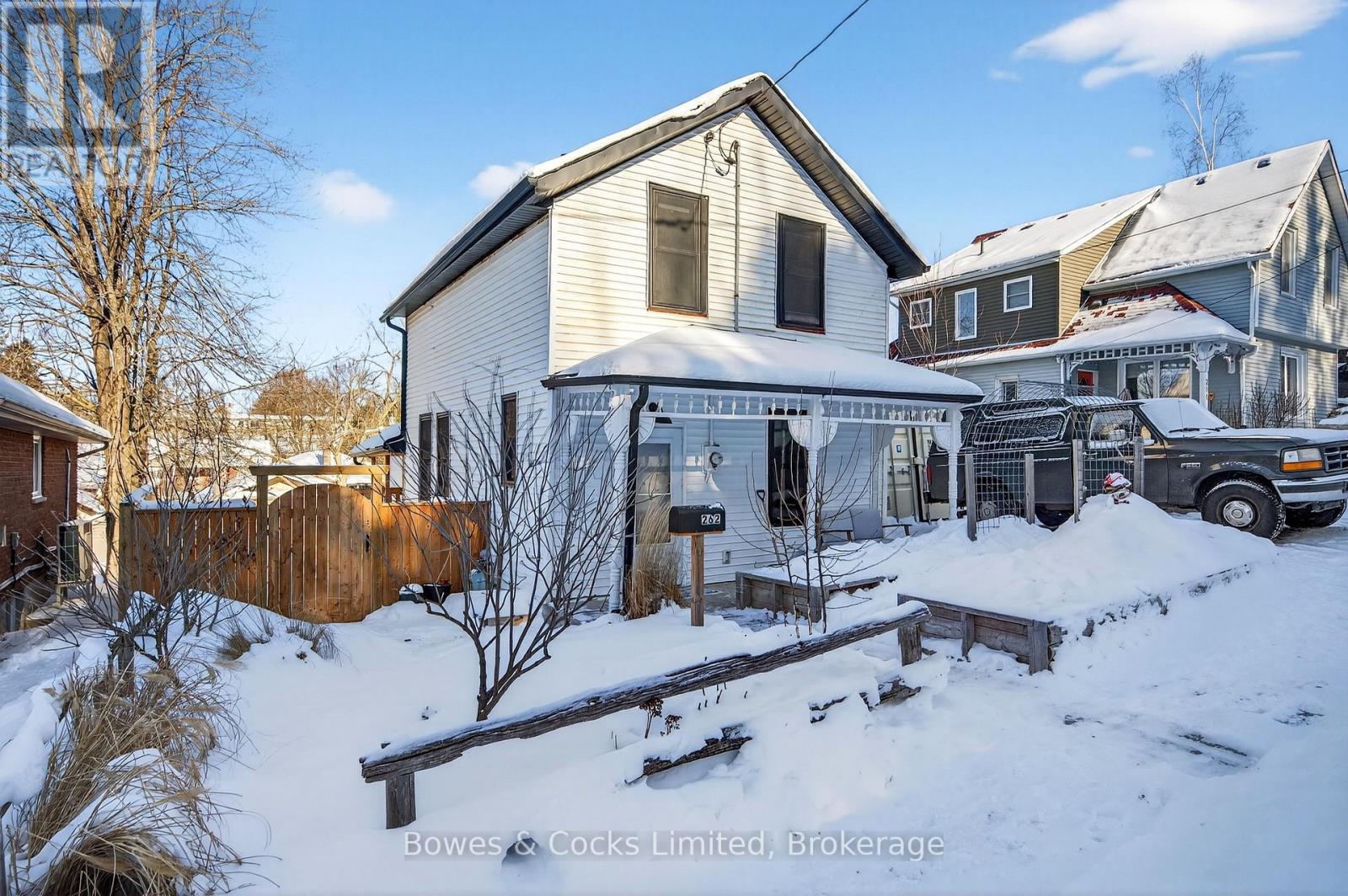 262 MUNROE AVENUE, Peterborough, Ontario