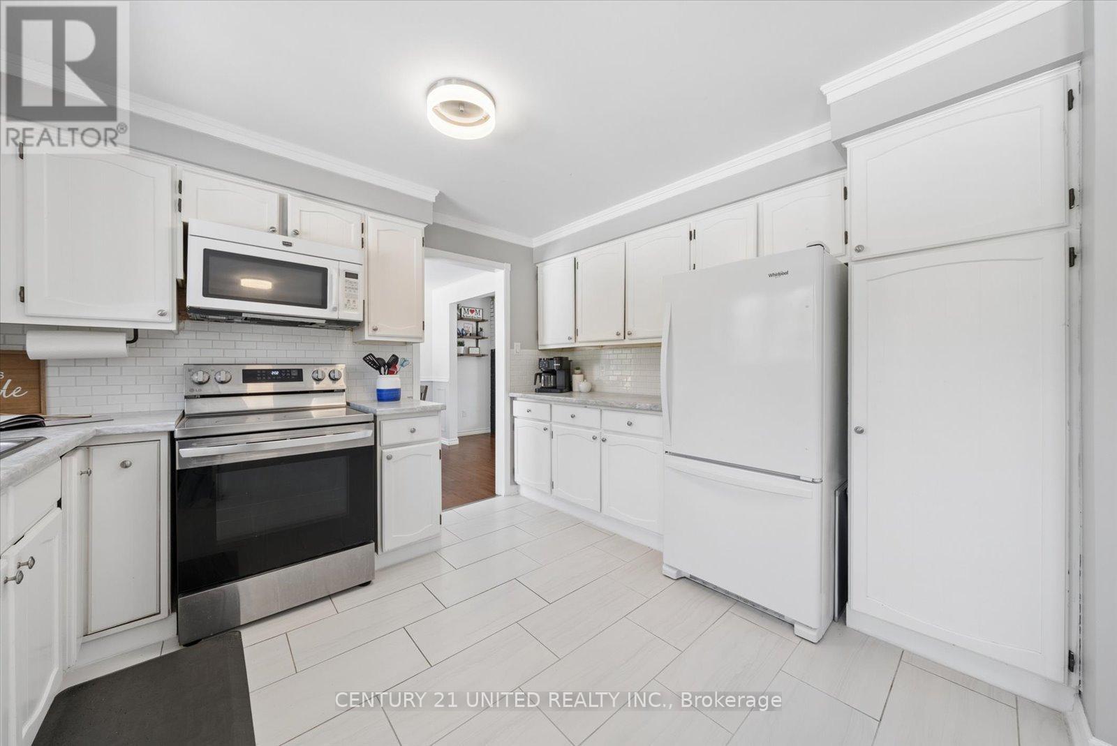 1585 County Rd 4, Douro-Dummer, Ontario  K0L 3A0 - Photo 11 - X12843254