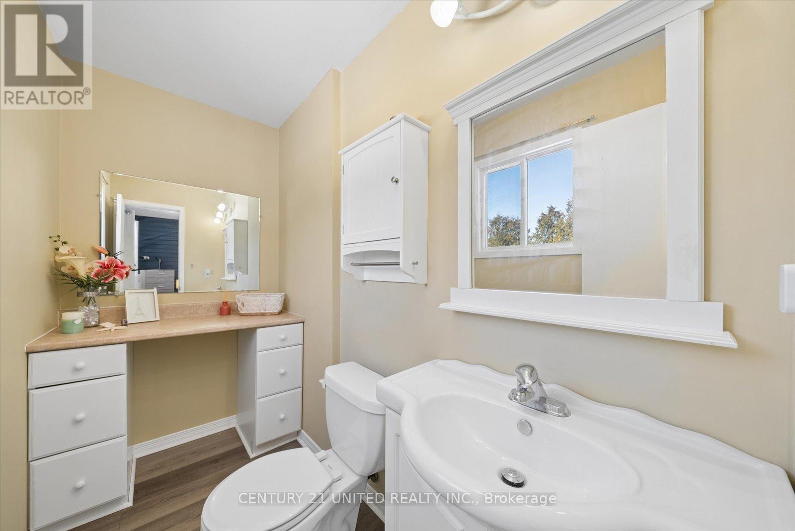 1585 County Rd 4, Douro-Dummer, Ontario  K0L 3A0 - Photo 18 - X12843254