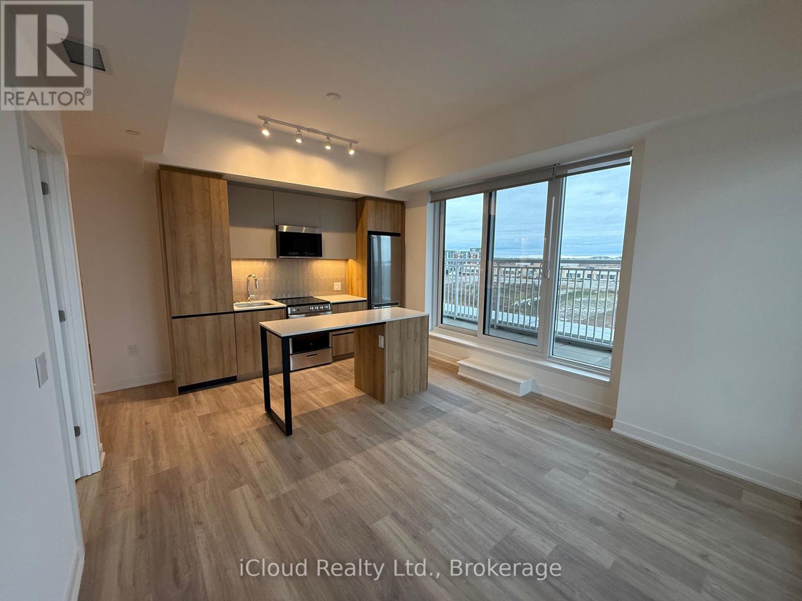 405 - 10 All Nations Drive, Brampton, Ontario  L7A 5M5 - Photo 2 - W12841812