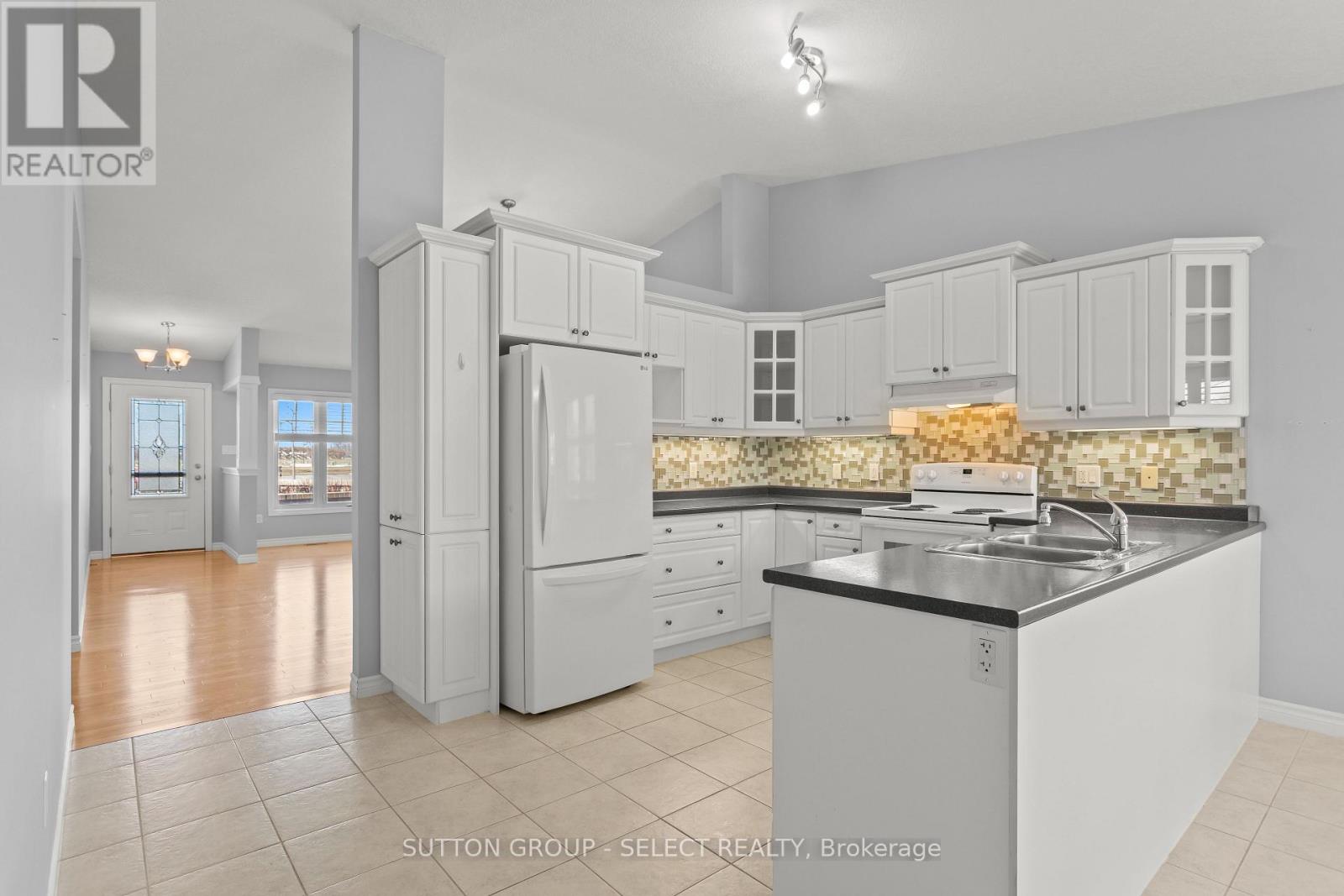 2094 Denview Avenue, London North, Ontario  N6G 5B6 - Photo 10 - X12843126