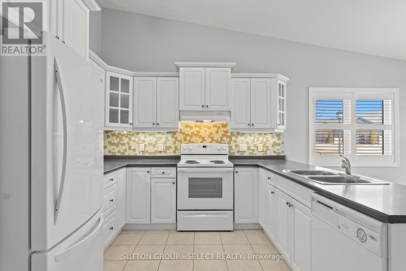 2094 Denview Avenue, London North, Ontario  N6G 5B6 - Photo 11 - X12843126