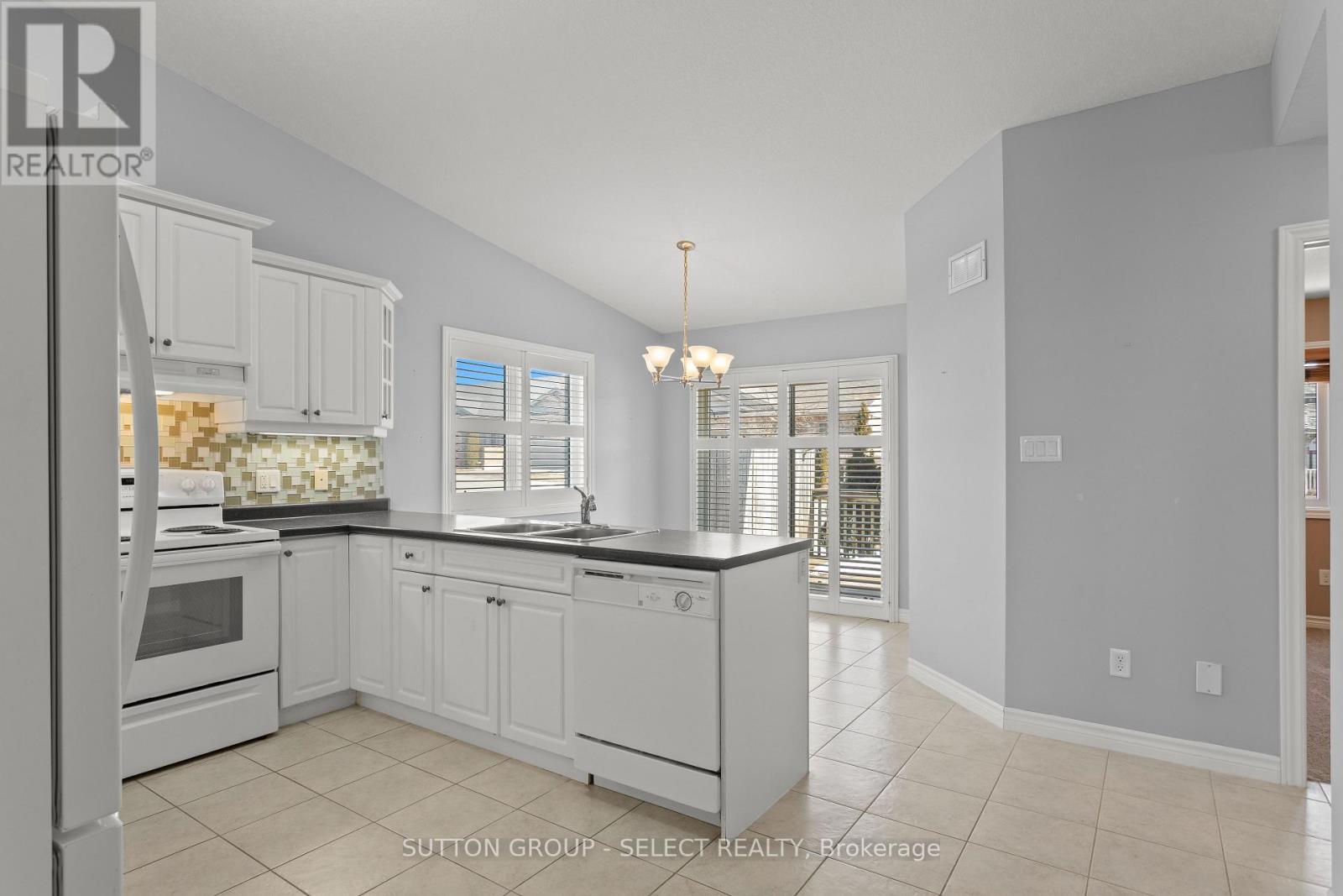 2094 Denview Avenue, London North, Ontario  N6G 5B6 - Photo 12 - X12843126