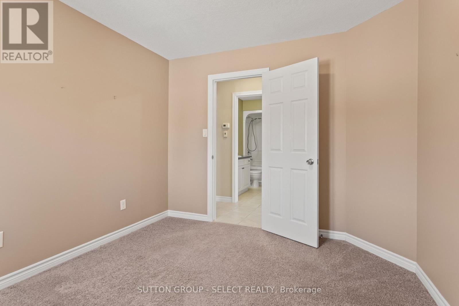 2094 Denview Avenue, London North, Ontario  N6G 5B6 - Photo 22 - X12843126