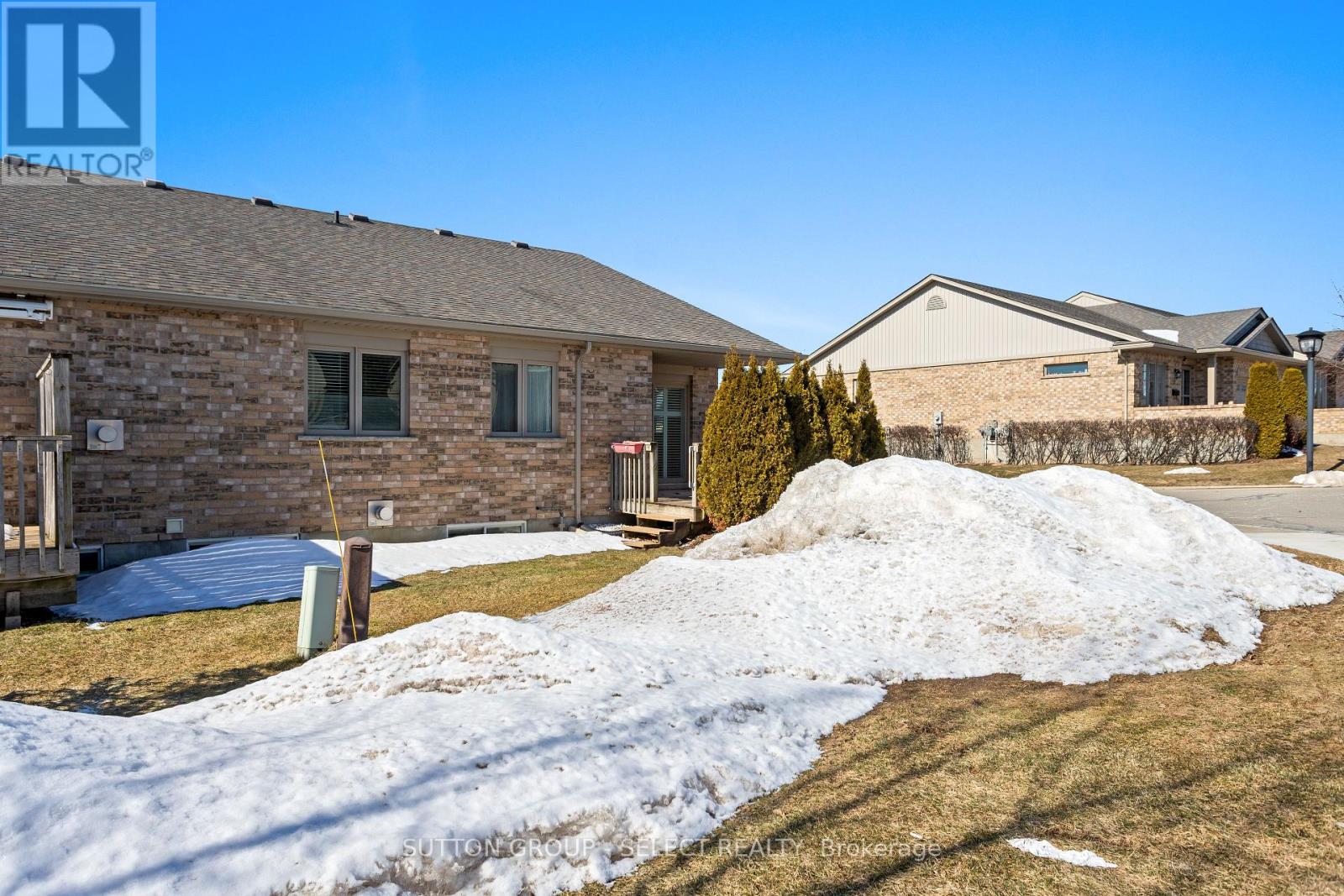 2094 Denview Avenue, London North, Ontario  N6G 5B6 - Photo 36 - X12843126