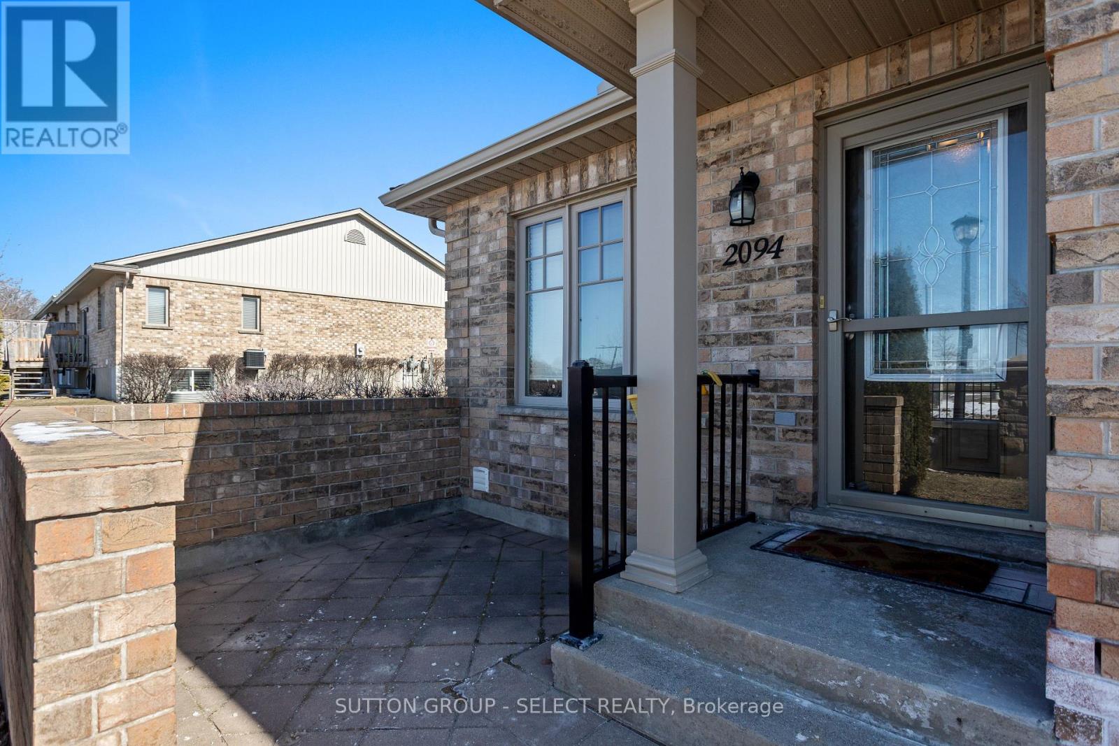 2094 Denview Avenue, London North, Ontario  N6G 5B6 - Photo 4 - X12843126