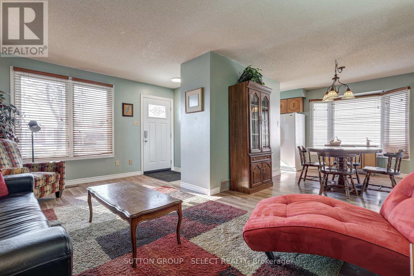 192 Ardsley Crescent, London North, Ontario  N6G 3W7 - Photo 9 - X12843400