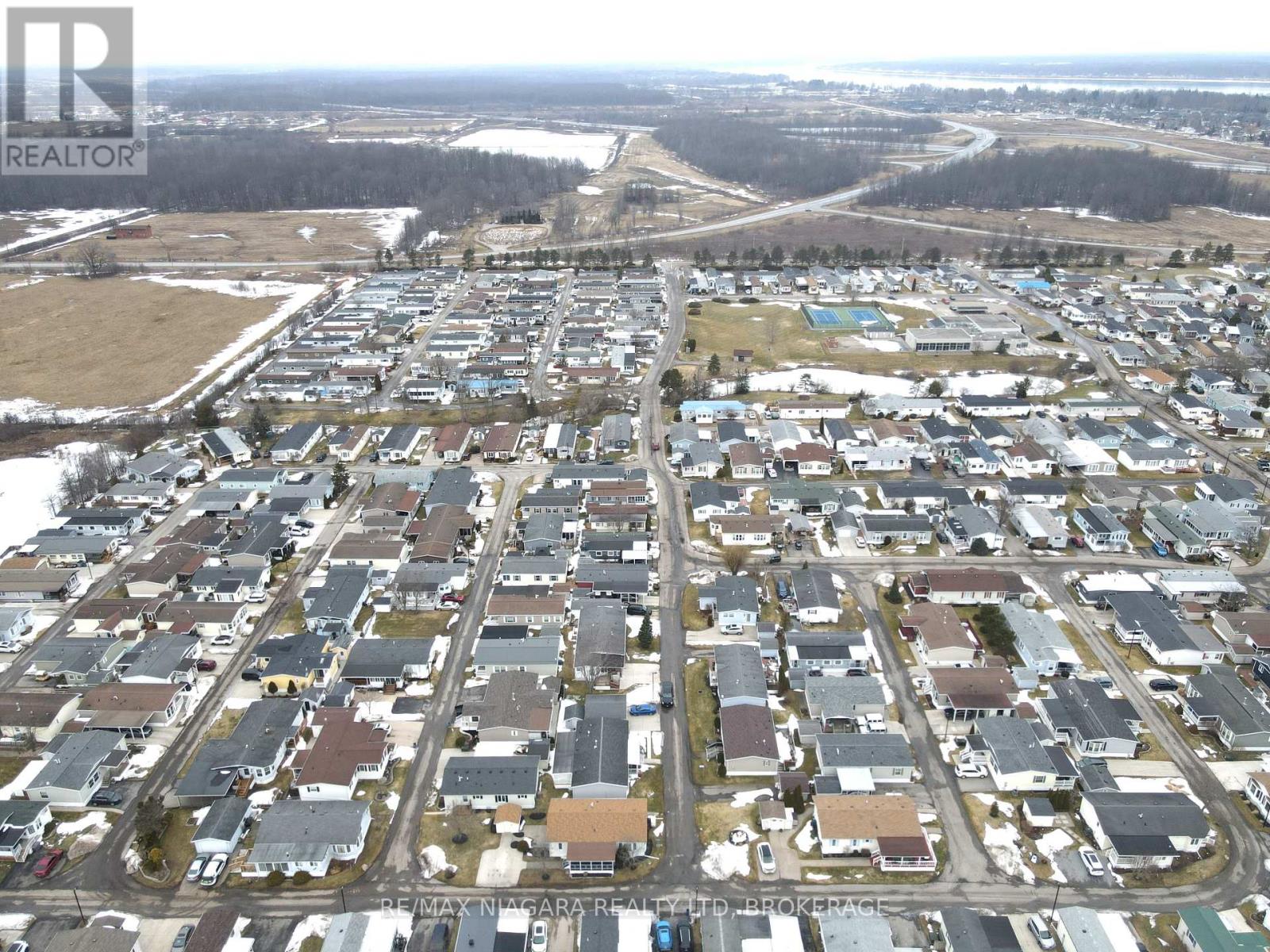 260 - 3033 Townline Road, Fort Erie, Ontario  L0S 1S1 - Photo 21 - X12609598