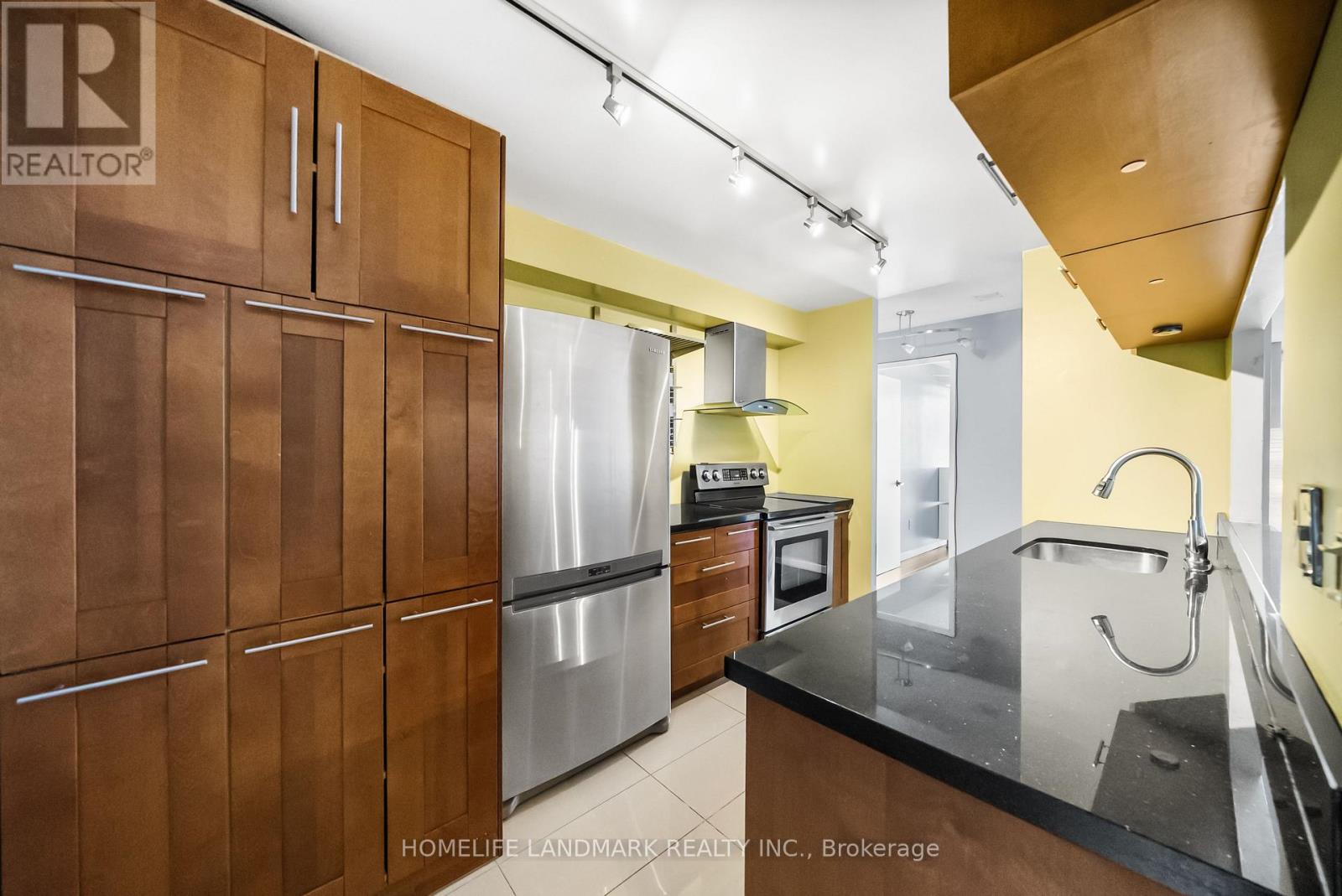 1711 - 4185 Shipp Drive, Mississauga, Ontario  L4Z 2Y8 - Photo 5 - W12708018