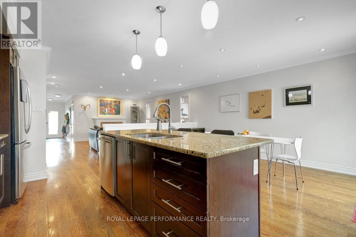 257 Currell Avenue, Ottawa, Ontario  K1Z 7J5 - Photo 10 - X12843124