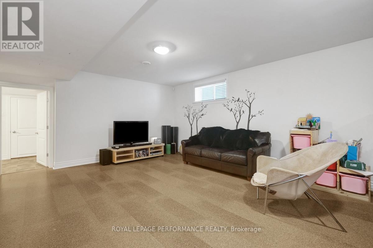 257 Currell Avenue, Ottawa, Ontario  K1Z 7J5 - Photo 20 - X12843124