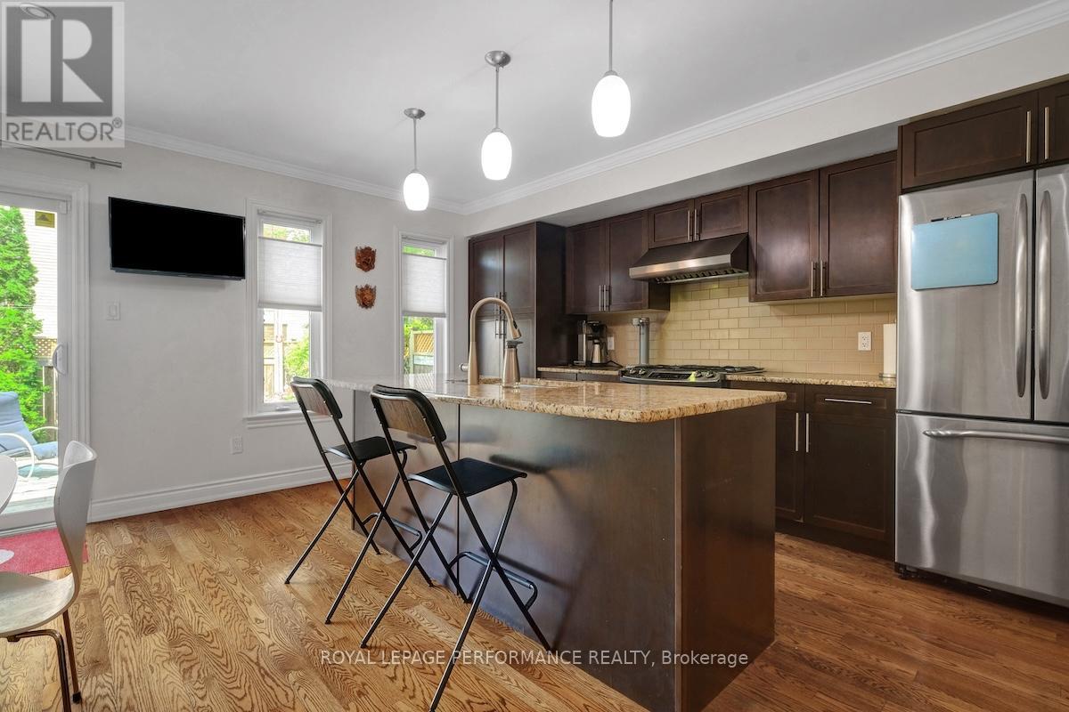 257 Currell Avenue, Ottawa, Ontario  K1Z 7J5 - Photo 8 - X12843124