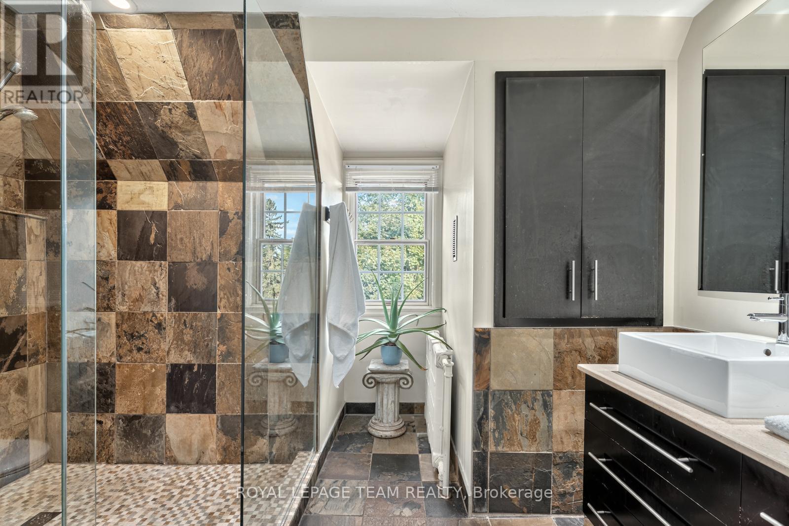 301 Buena Vista Road, Ottawa, Ontario  K1M 0W1 - Photo 30 - X12843136