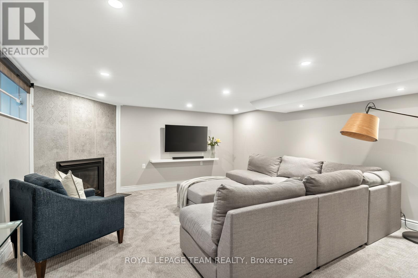 301 Buena Vista Road, Ottawa, Ontario  K1M 0W1 - Photo 33 - X12843136