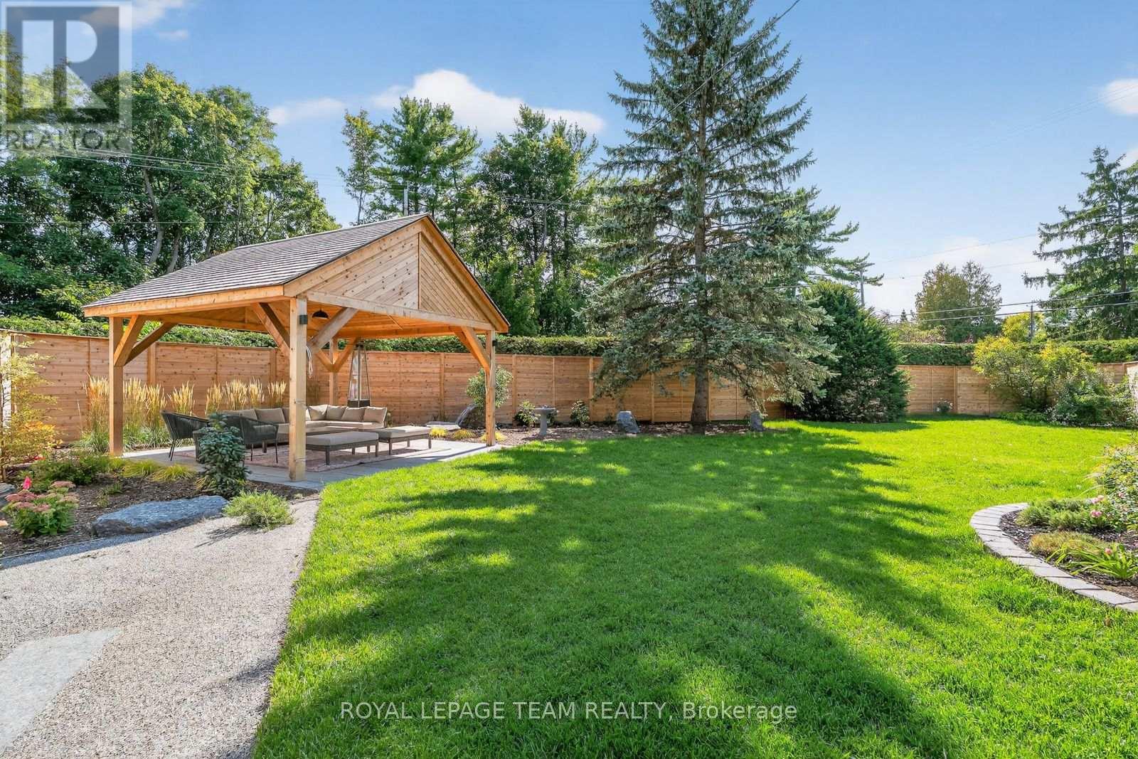 301 Buena Vista Road, Ottawa, Ontario  K1M 0W1 - Photo 35 - X12843136