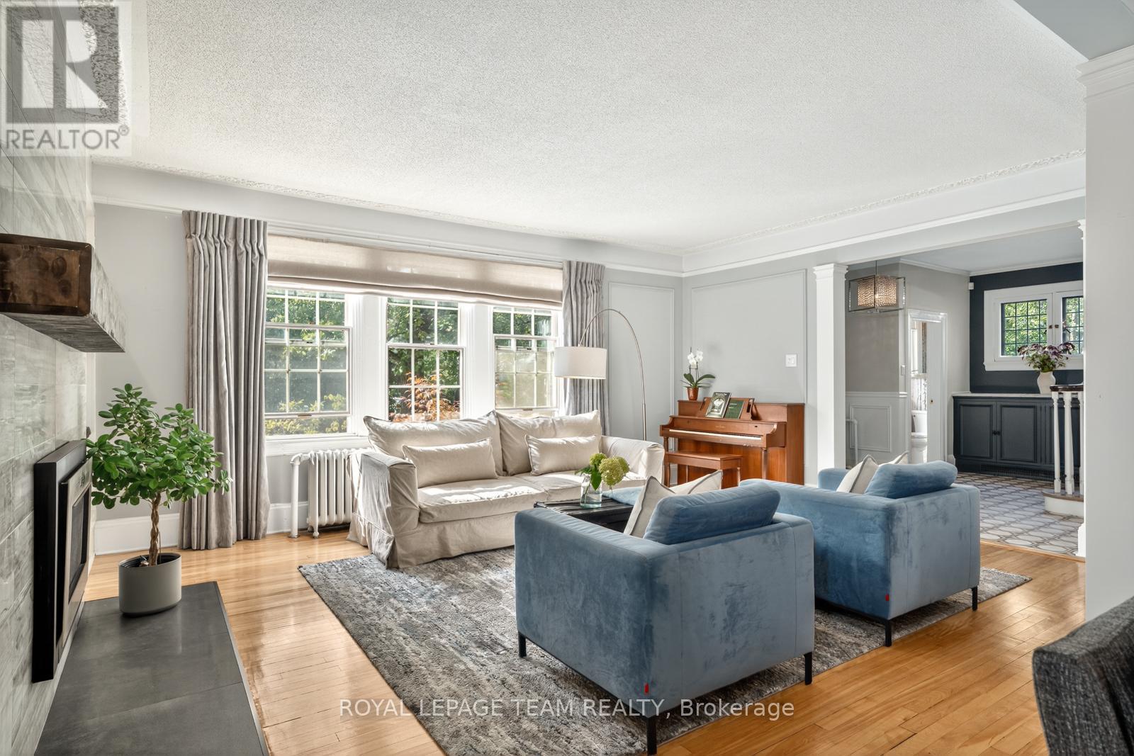 301 Buena Vista Road, Ottawa, Ontario  K1M 0W1 - Photo 4 - X12843136