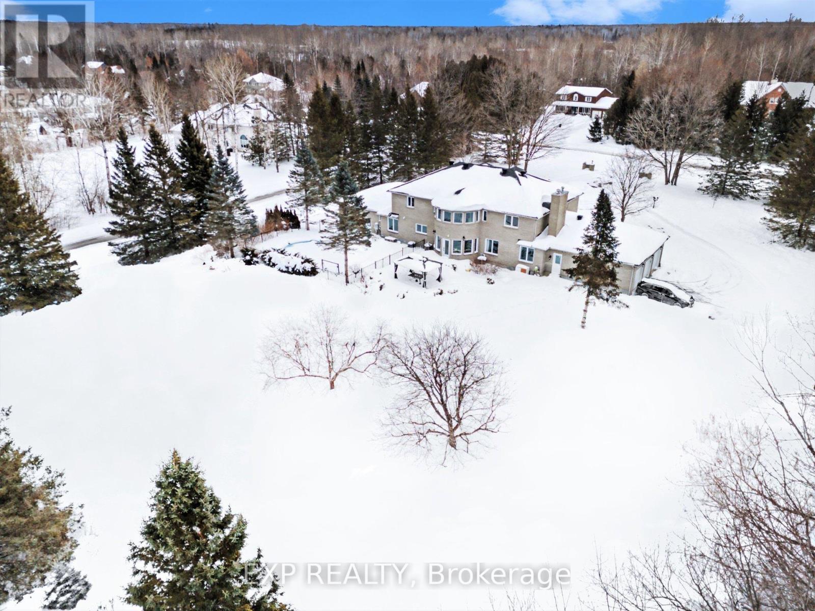 5749 Knights Drive, Ottawa, Ontario  K4M 1K2 - Photo 37 - X12843170