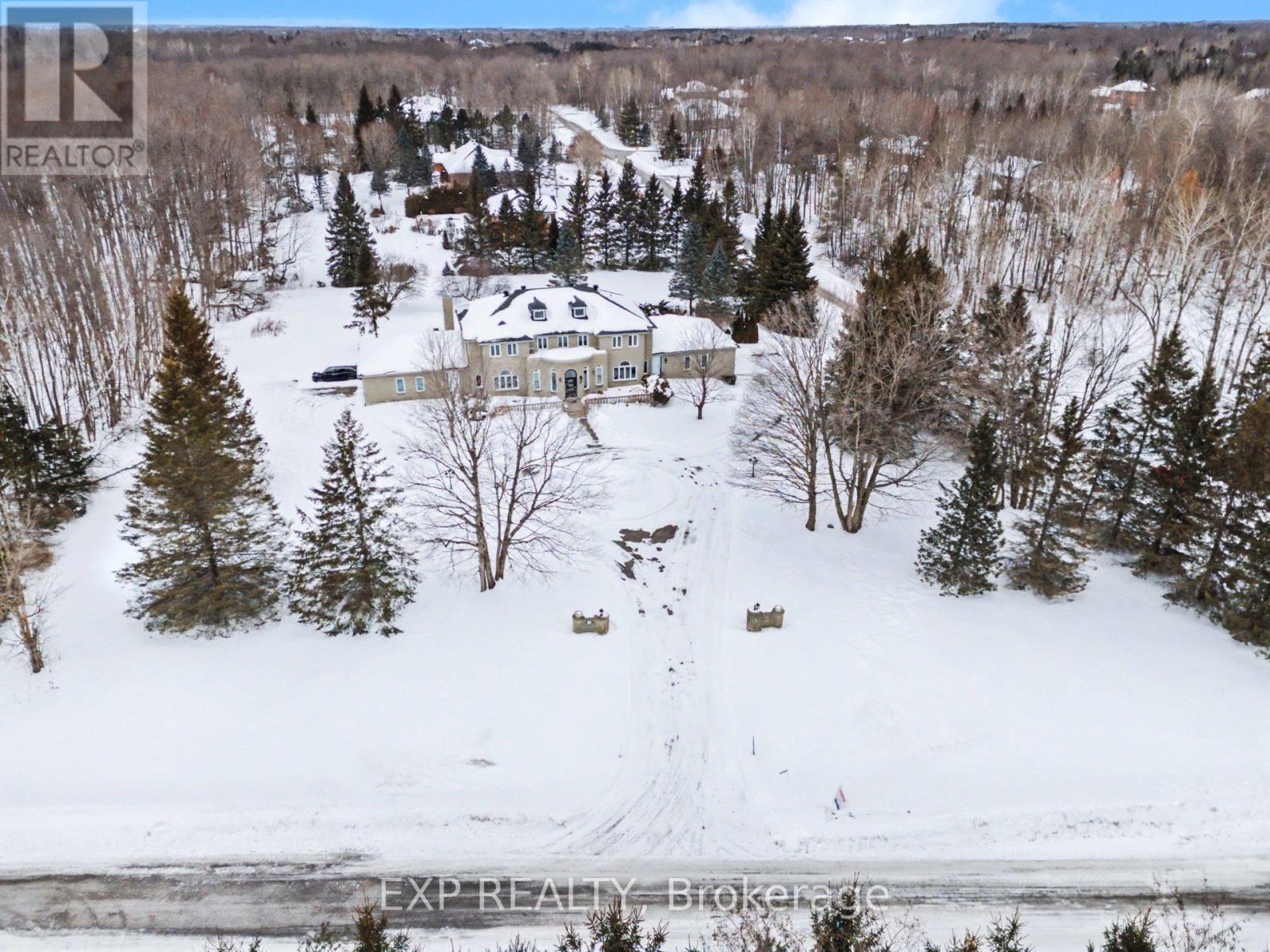 5749 Knights Drive, Ottawa, Ontario  K4M 1K2 - Photo 39 - X12843170