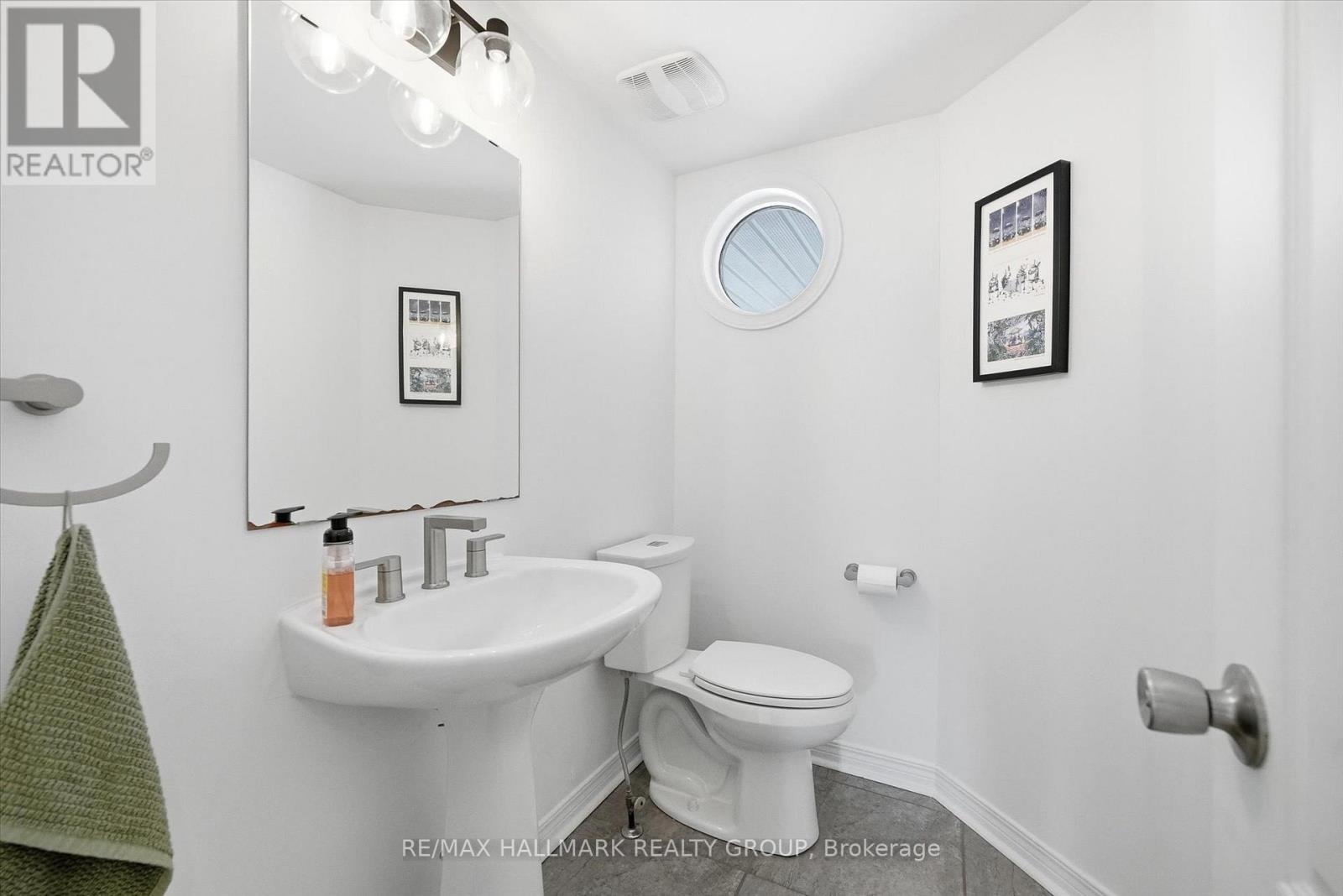 1660 Country Walk Drive, Ottawa, Ontario  K1C 8E2 - Photo 22 - X12843188