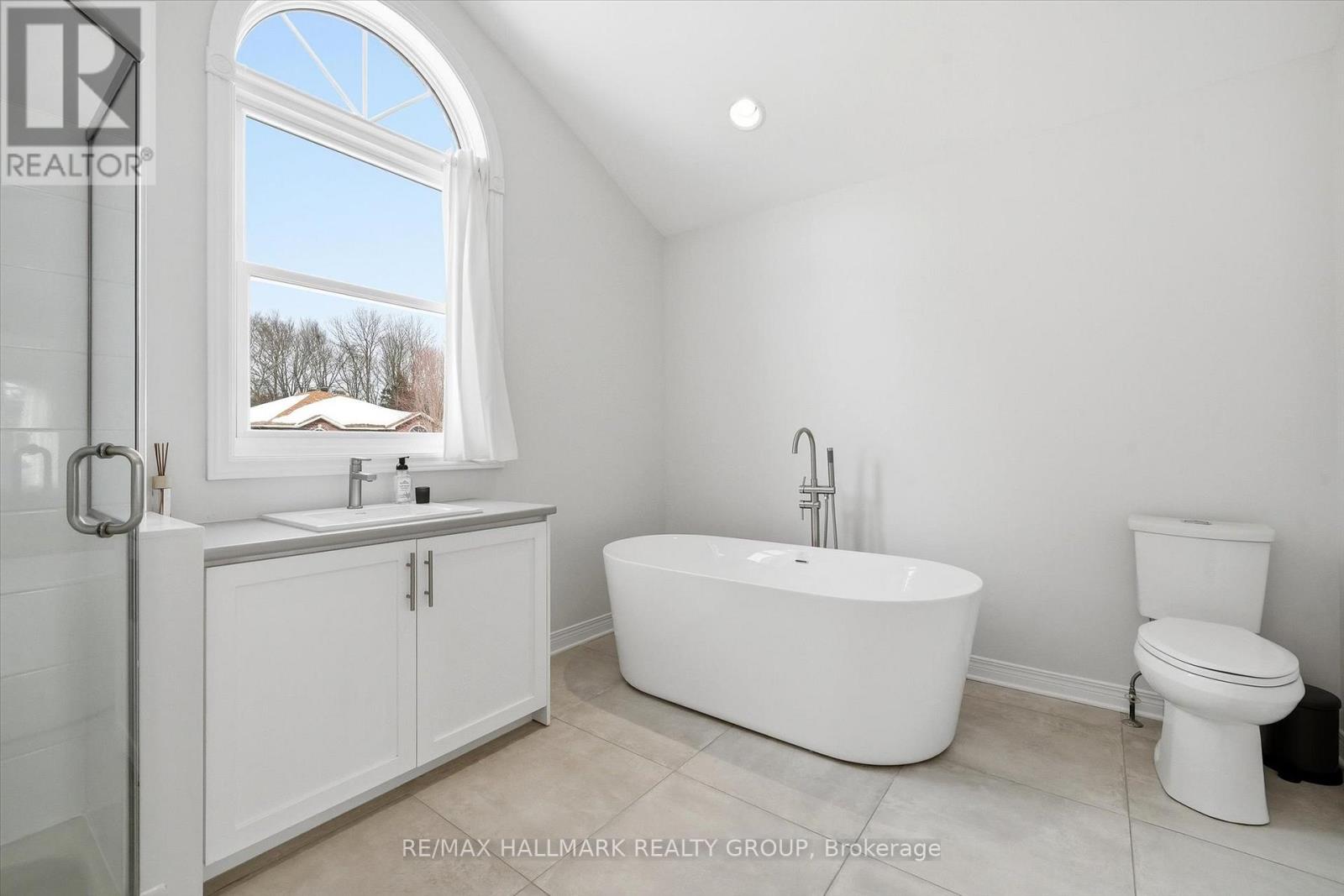 1660 Country Walk Drive, Ottawa, Ontario  K1C 8E2 - Photo 27 - X12843188