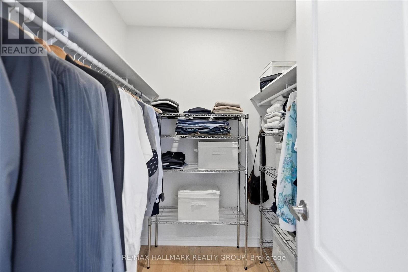 1660 Country Walk Drive, Ottawa, Ontario  K1C 8E2 - Photo 28 - X12843188