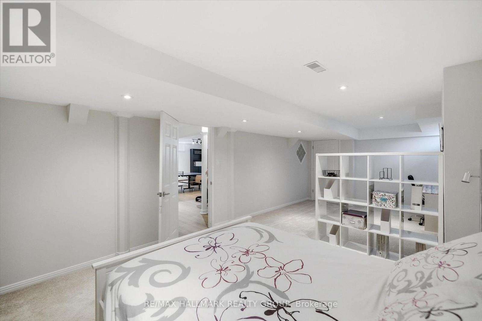 1660 Country Walk Drive, Ottawa, Ontario  K1C 8E2 - Photo 41 - X12843188