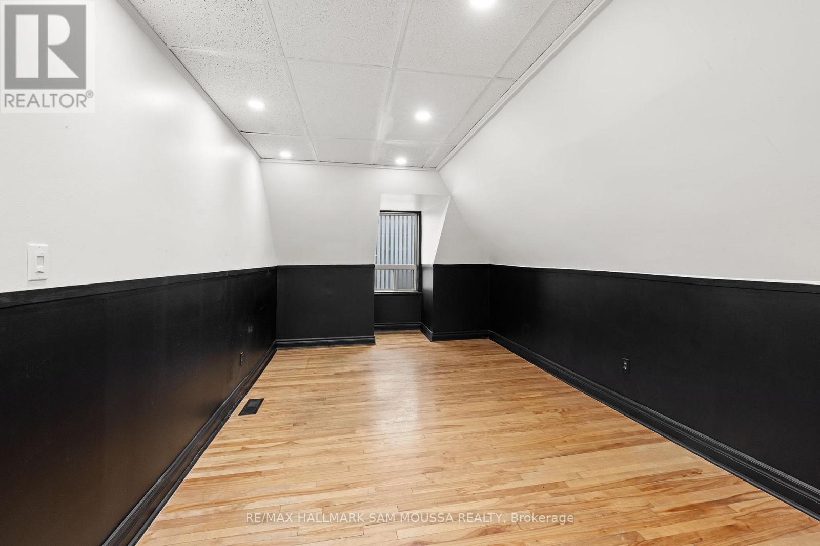 3 - 162-164 Metcalfe Street, Ottawa, Ontario  K2P 1P2 - Photo 10 - X12843206