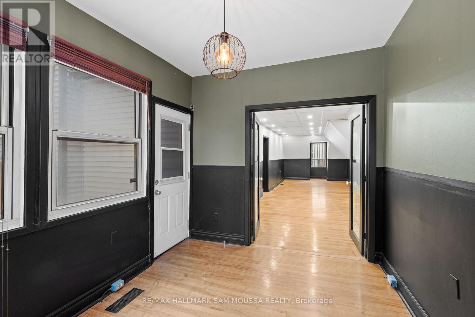 3 - 162-164 Metcalfe Street, Ottawa, Ontario  K2P 1P2 - Photo 15 - X12843206