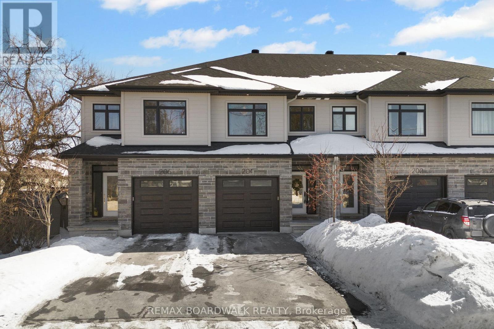 204 ADELAIDE STREET, Mississippi Mills, Ontario