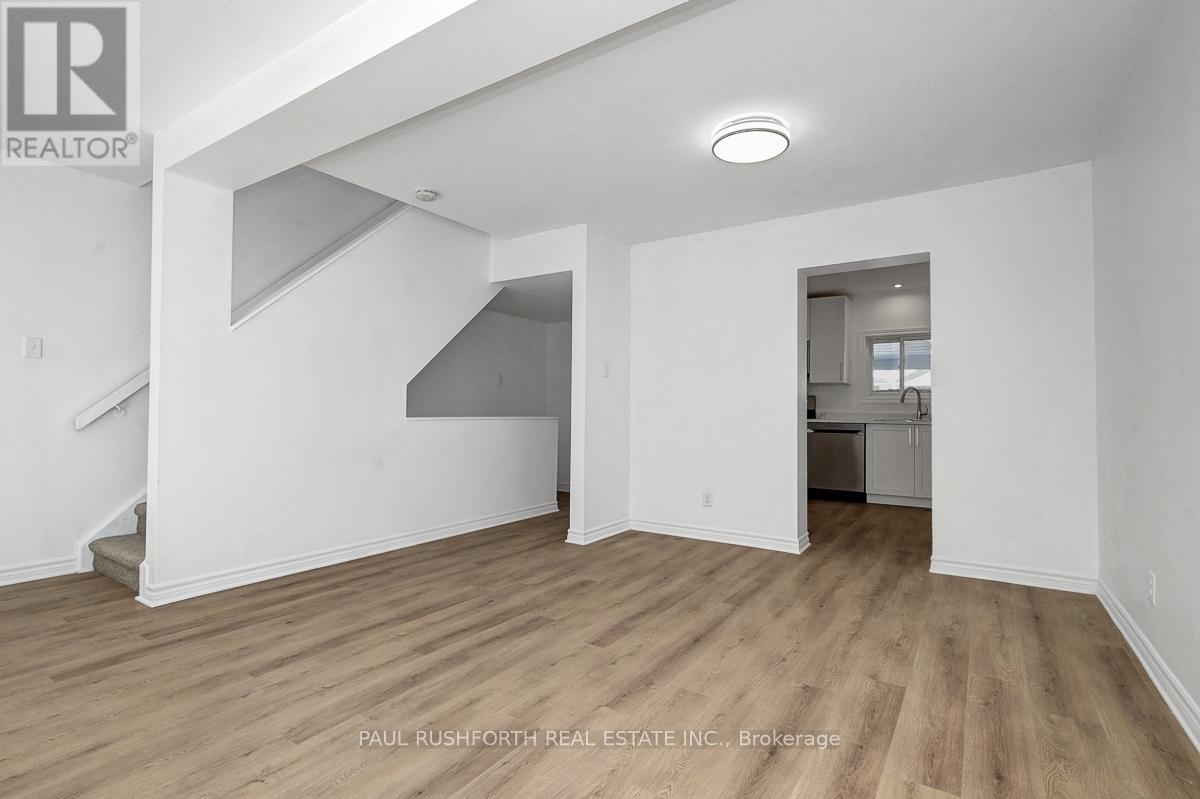 148 Bentbrook Crescent, Ottawa, Ontario  K2J 3Y3 - Photo 10 - X12843324