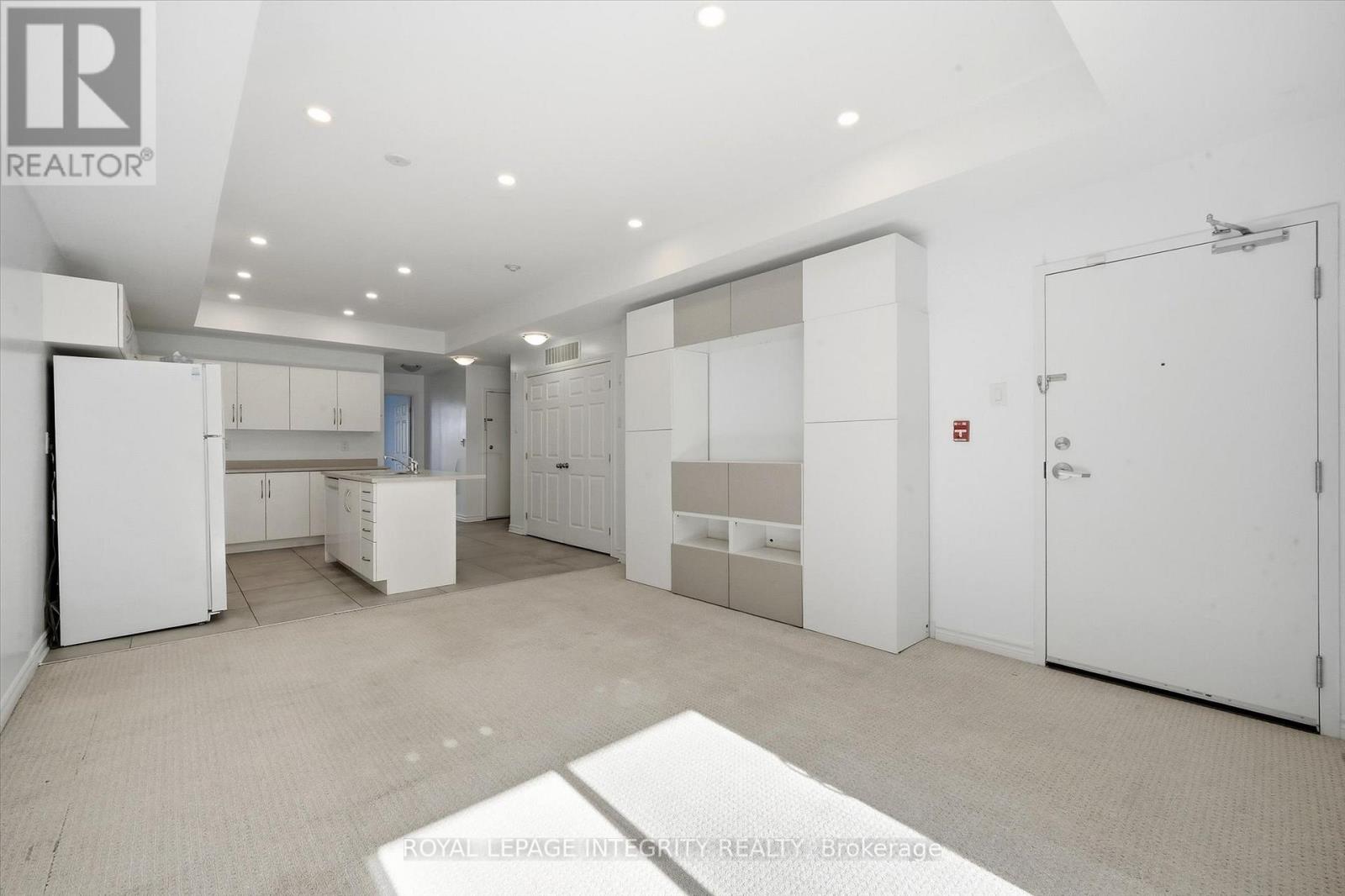 C - 849 Blackcomb Private, Ottawa, Ontario  K1G 4E4 - Photo 12 - X12843348