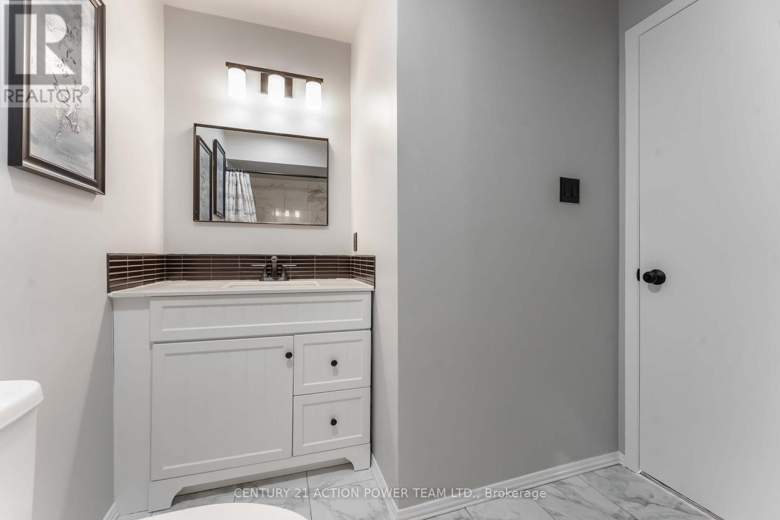 A - 1936 Longman Crescent, Ottawa, Ontario  K1C 5G6 - Photo 32 - X12843356