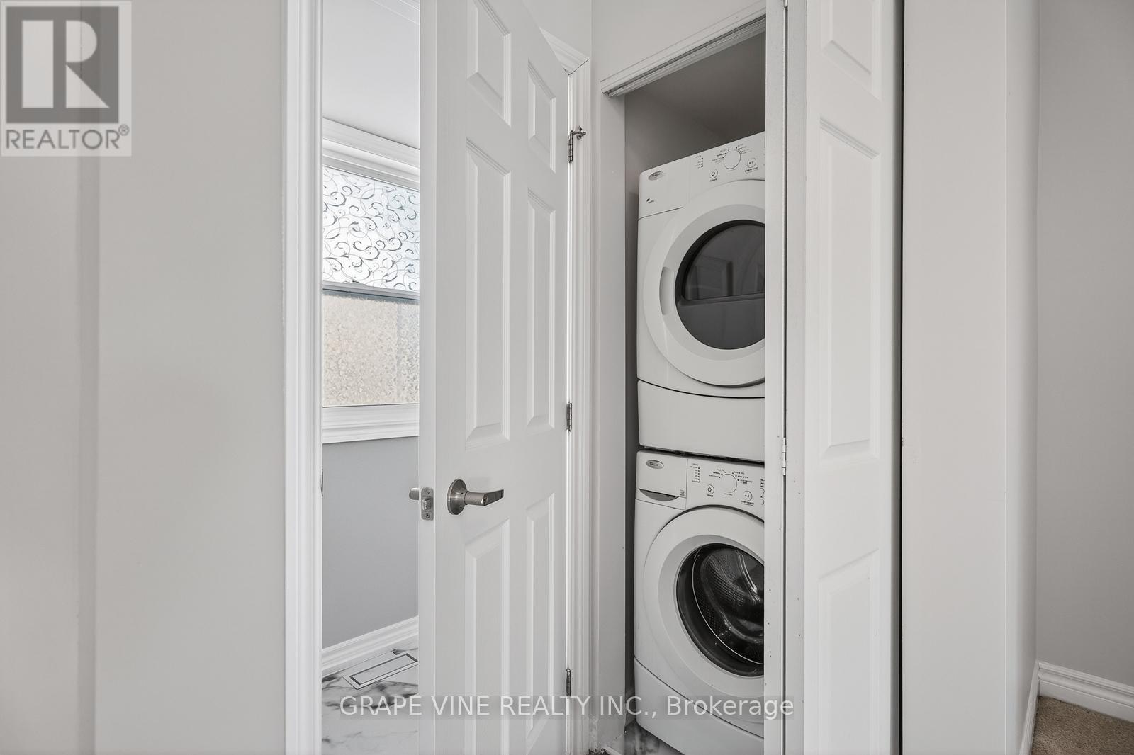 750 Sanibel Private, Ottawa, Ontario  K2H 0A8 - Photo 16 - X12843480