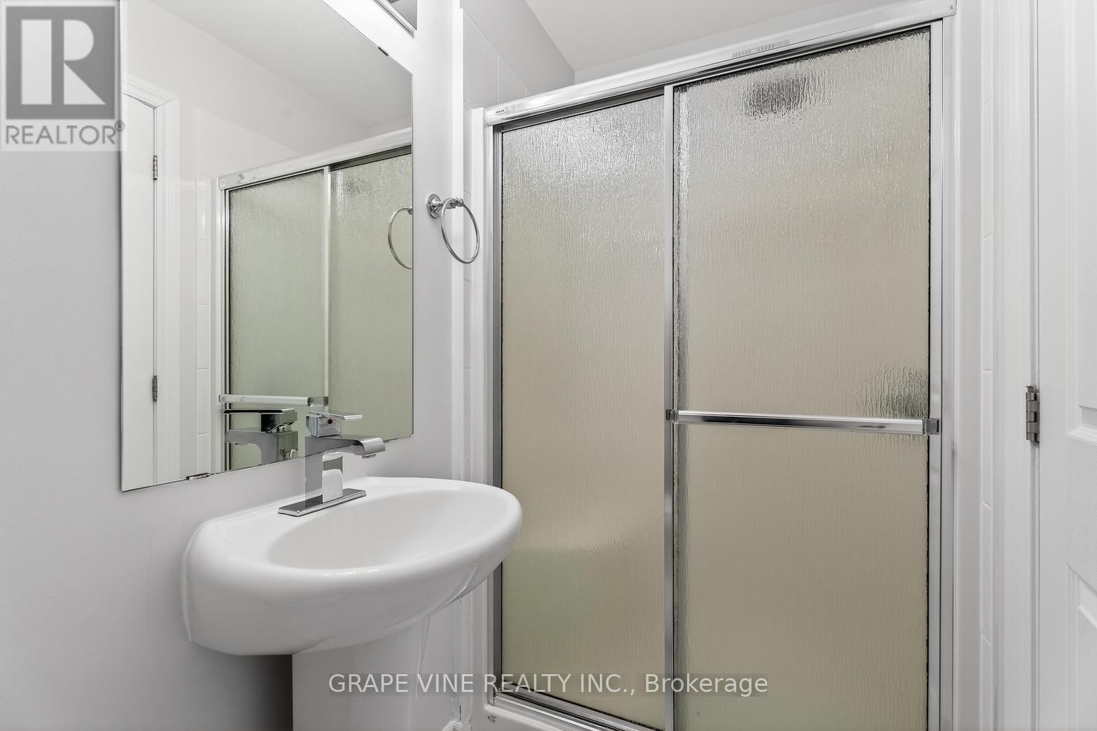 750 Sanibel Private, Ottawa, Ontario  K2H 0A8 - Photo 21 - X12843480