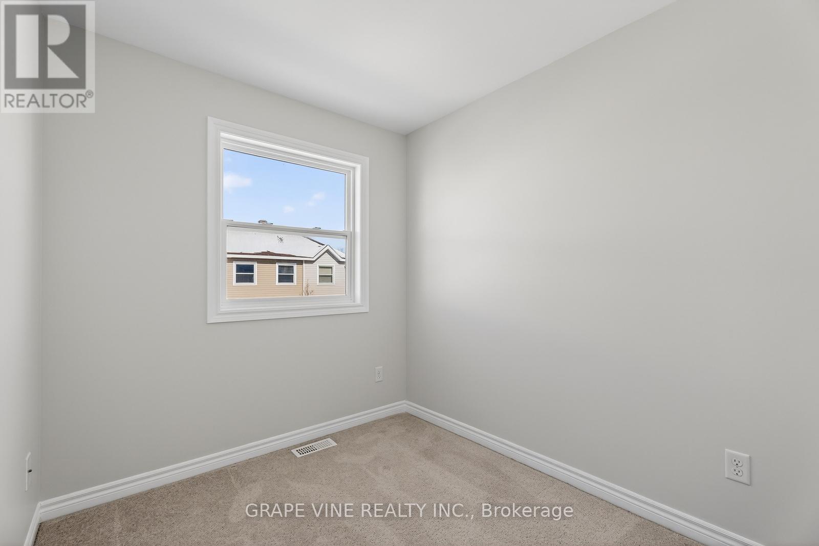 750 Sanibel Private, Ottawa, Ontario  K2H 0A8 - Photo 25 - X12843480