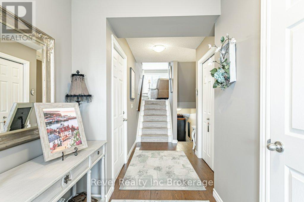 8 - 176 Ferguson Drive, Woodstock, Ontario  N4V 0C6 - Photo 15 - X12843406