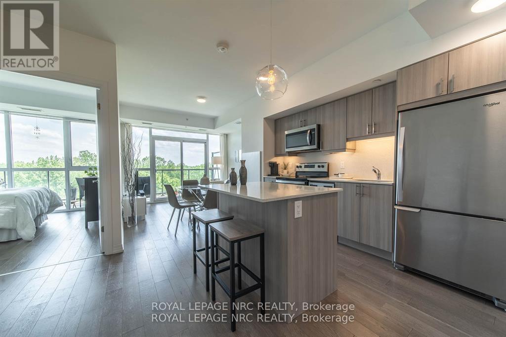 607 - 7711 Green Vista Gate, Niagara Falls (Oldfield), Ontario  L2H 1R1 - Photo 2 - X12843268