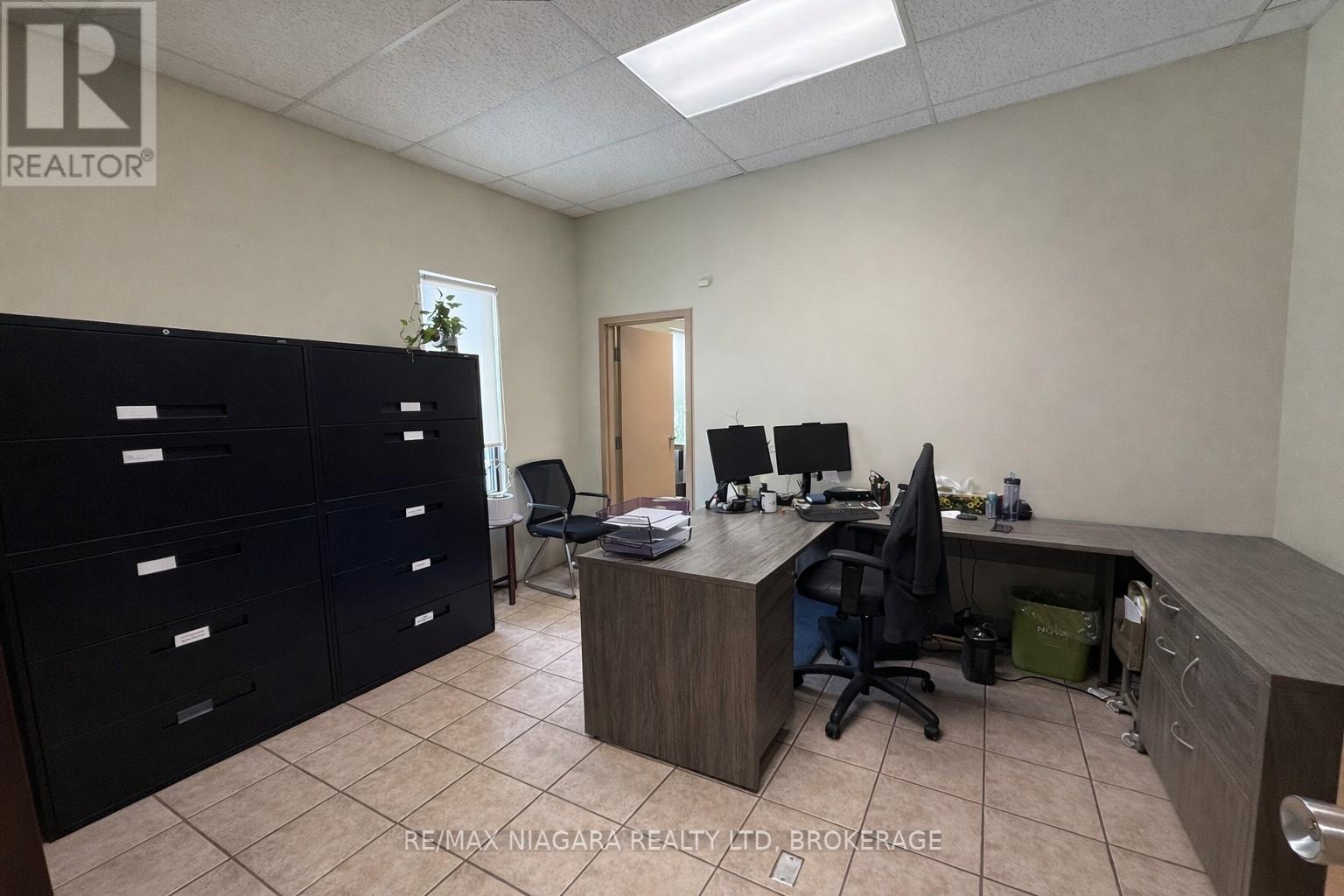 577 Industrial Drive, Fort Erie (Central), Ontario  L2A 5M4 - Photo 13 - X12843334