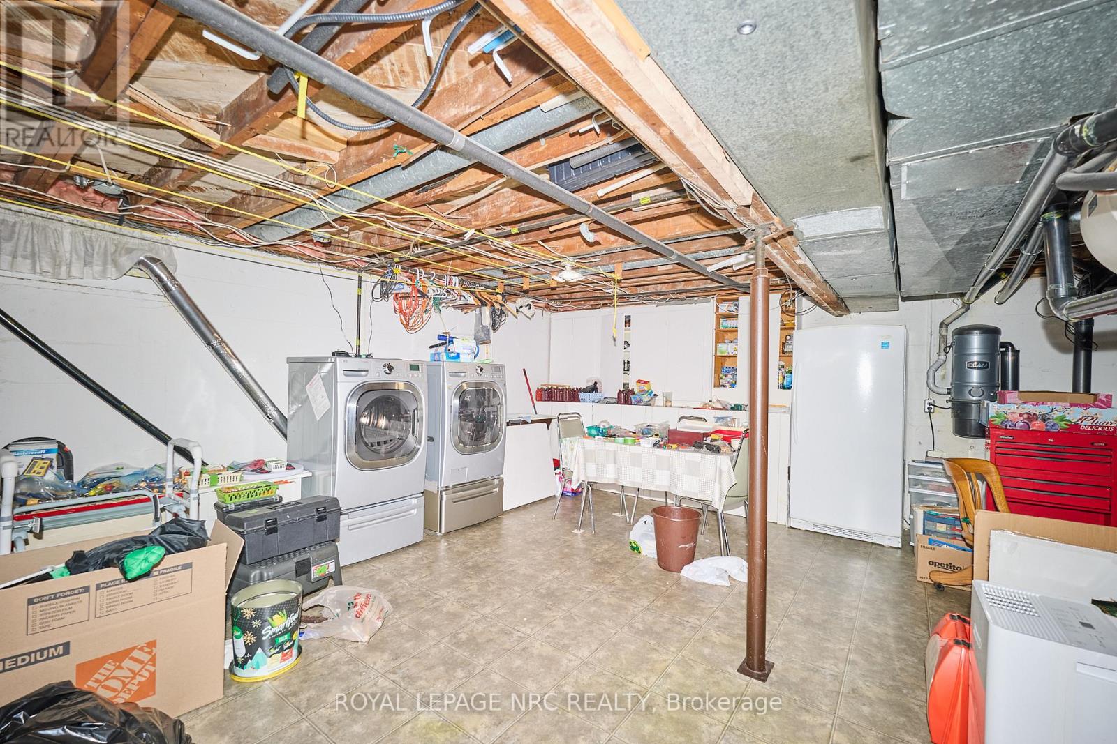 4013 Welland Street, Niagara Falls, Ontario  L2G 6J7 - Photo 24 - X12843392