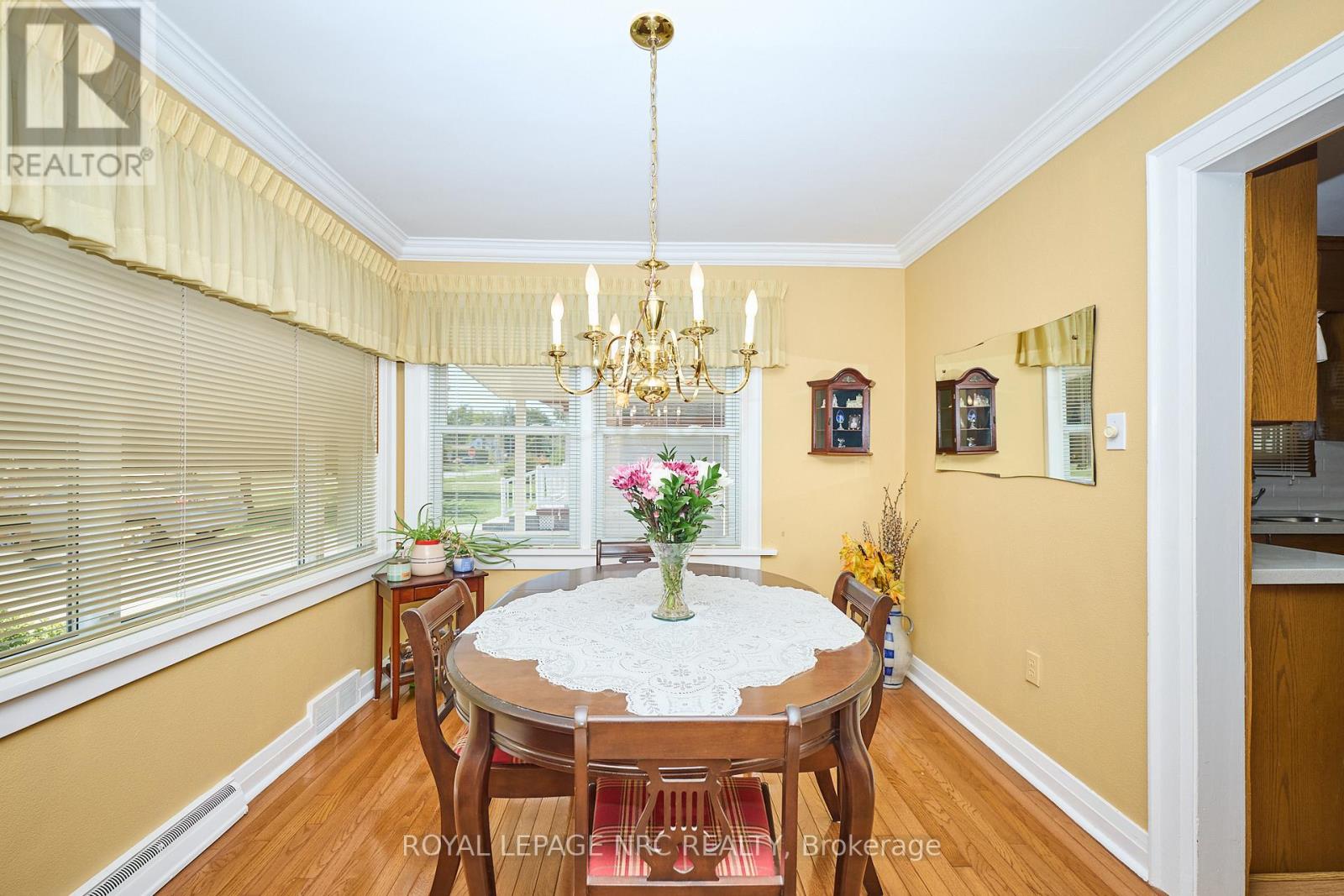 4013 Welland Street, Niagara Falls, Ontario  L2G 6J7 - Photo 9 - X12843392