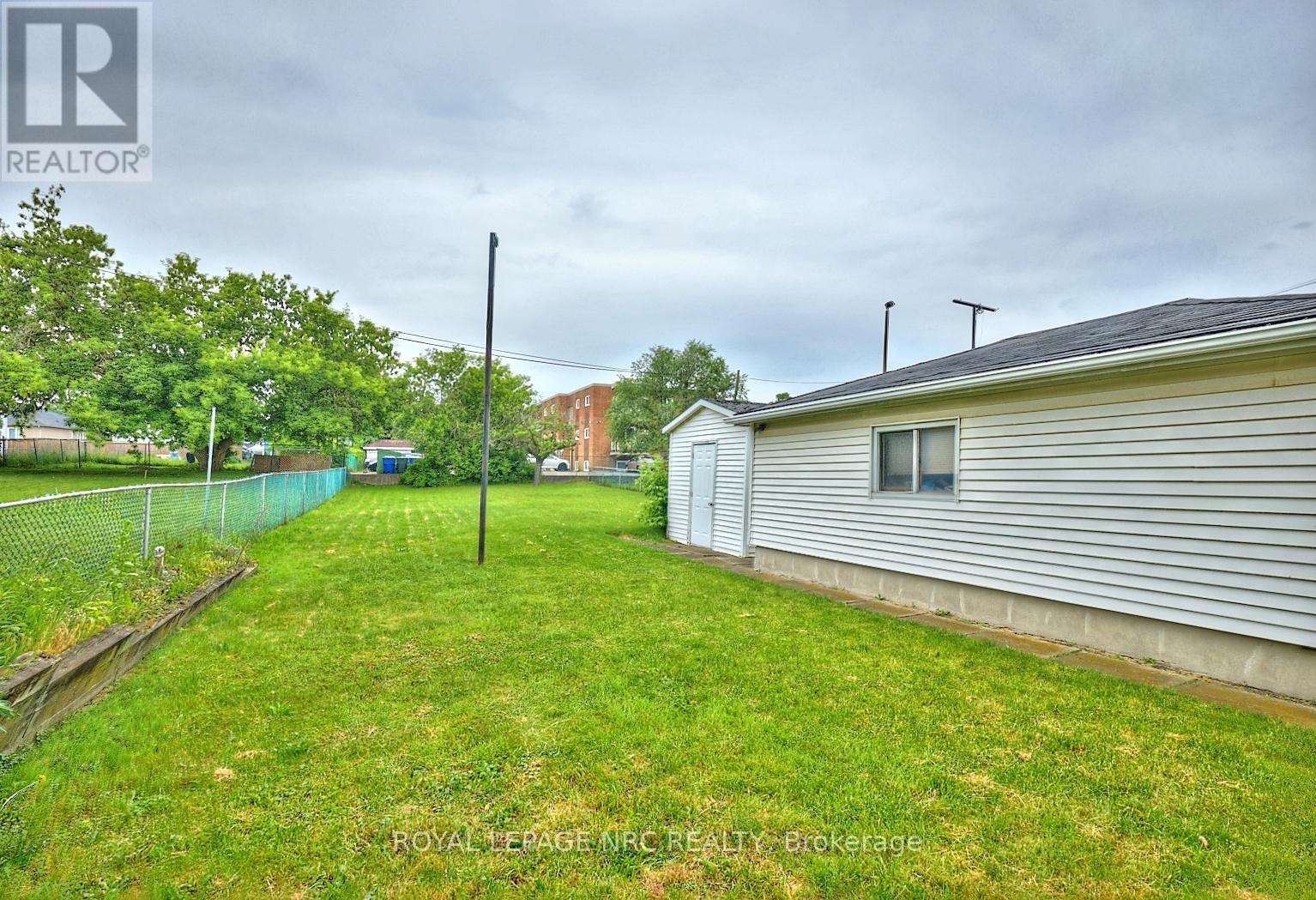 9 Pine Street S, Thorold, Ontario  L2V 3L1 - Photo 7 - X12843482
