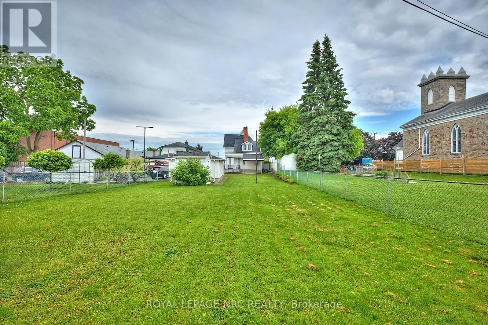 9 Pine Street S, Thorold, Ontario  L2V 3L1 - Photo 9 - X12843482